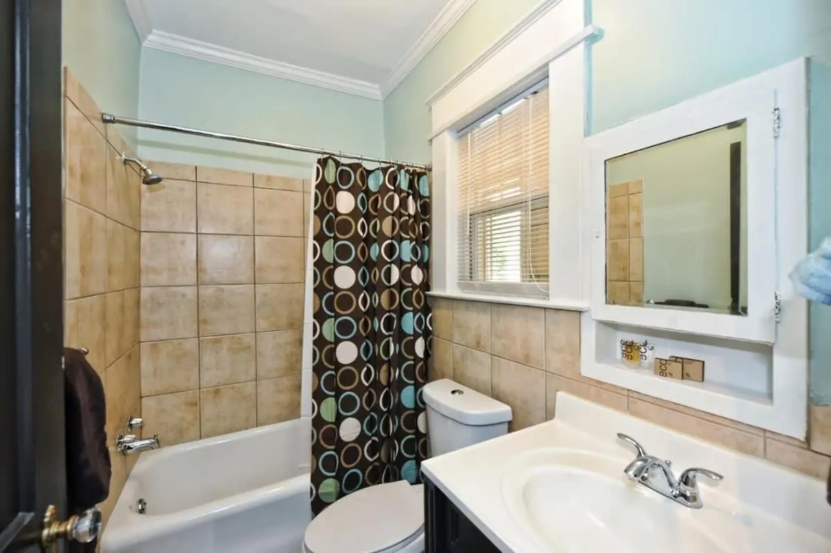 Vibrant And Cozy 2Br Near Uptown With Balcony Villa Charlotte United States